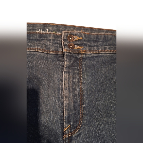 Style & Co Denim Jeans Sz 20W Wide/Boot Cut Double Button Plus Size - Picture 2 of 5
